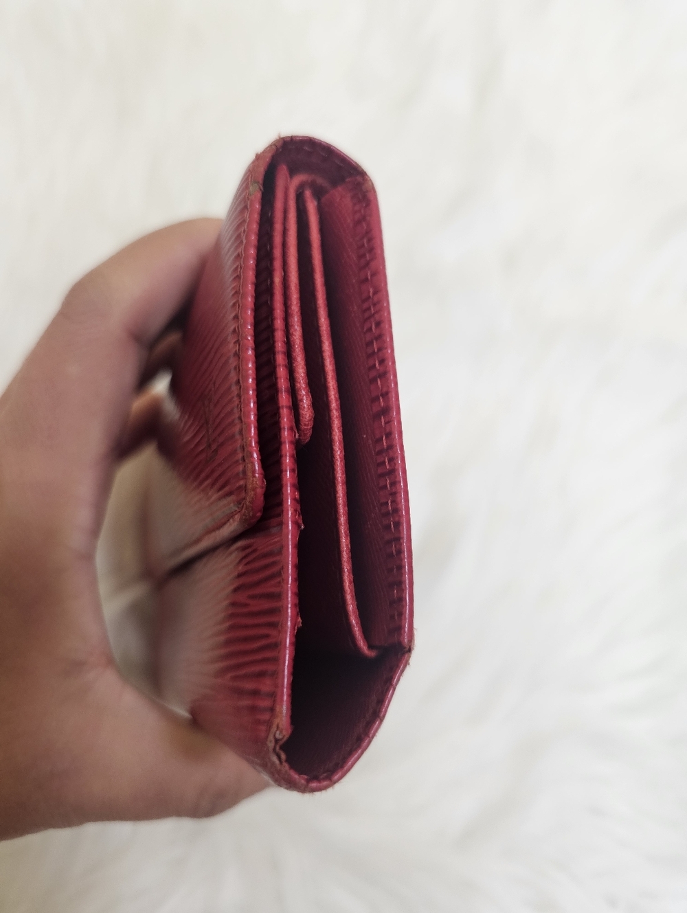 ❤️🎉HOST PICK🎉❤️Louis Vuitton Epi Porte- Tresor International Wallet - Picture 11 of 15